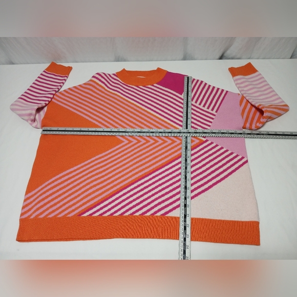 THML Ladies Asymmetrical Stripe Pattern Crew Neck Sweater. Size M - Picture 5 of 10